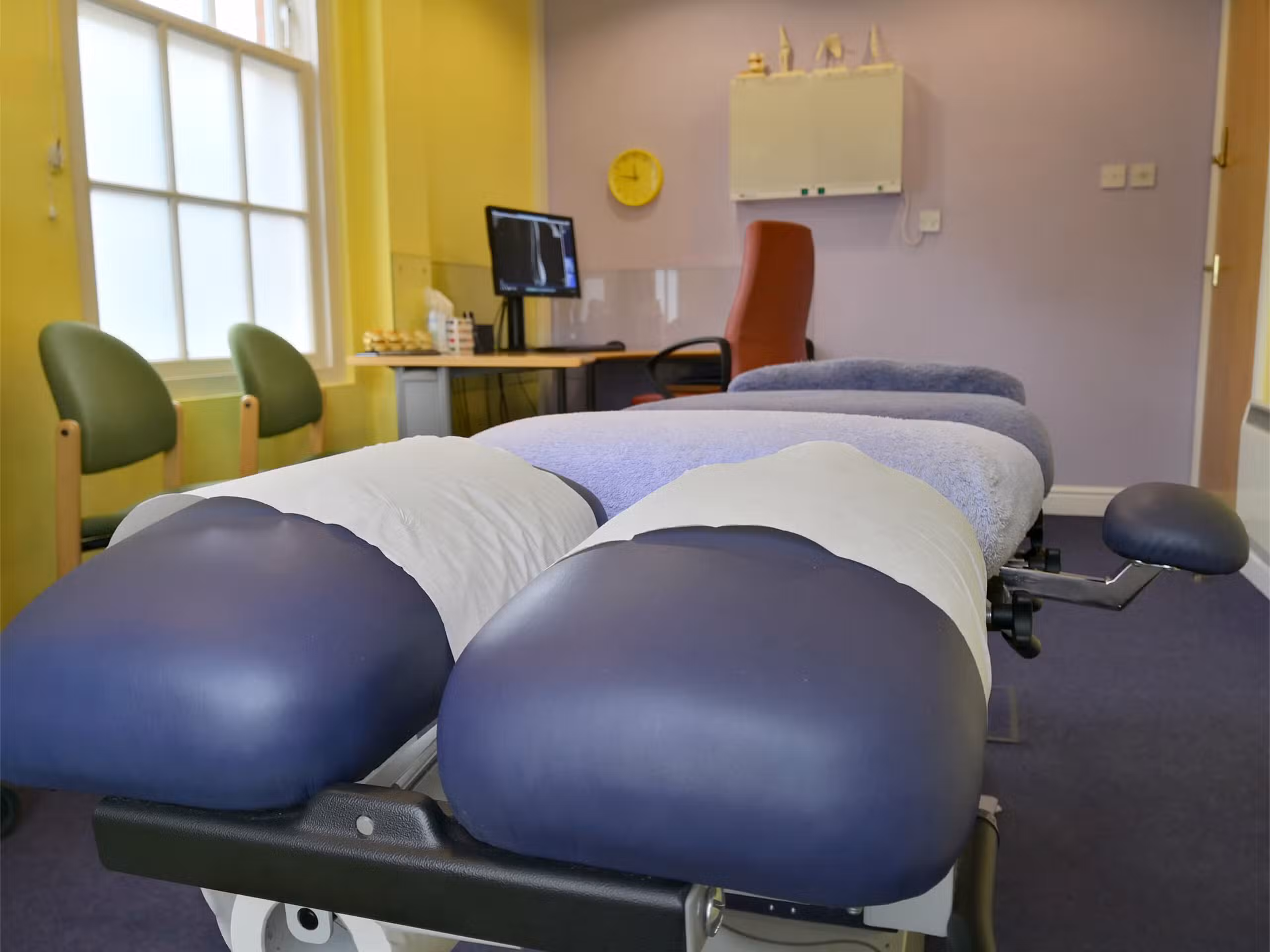 derby-chiropractors-treatment-bench-and-consultation-room Derby Chiropractors private treatment room